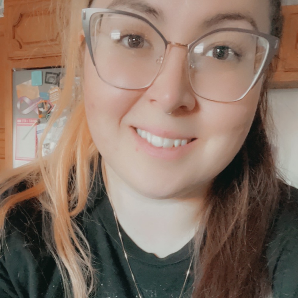 Meet your Posher, Clarissa